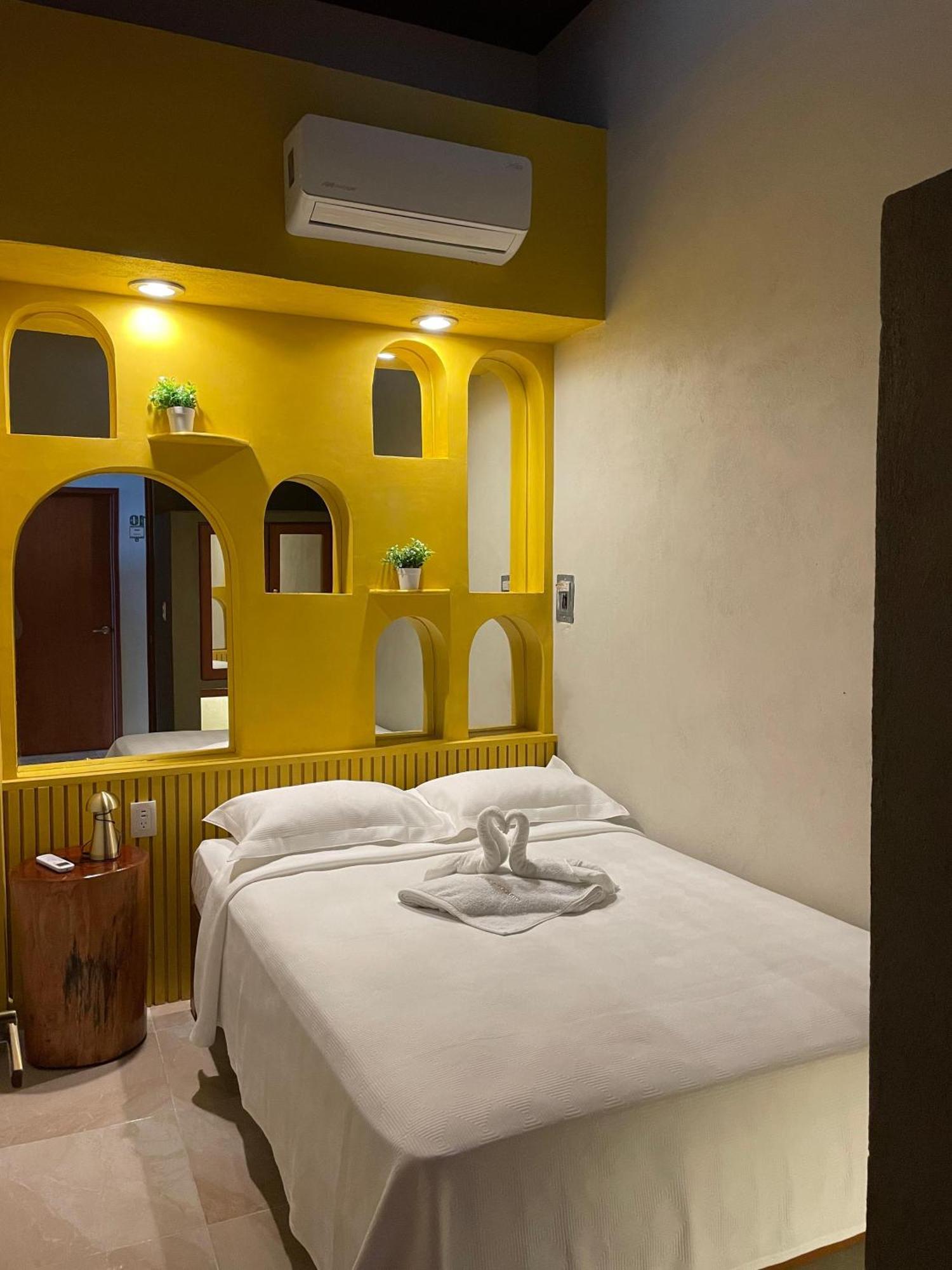Hostal Poquito A Poquito فالادوليد المظهر الخارجي الصورة