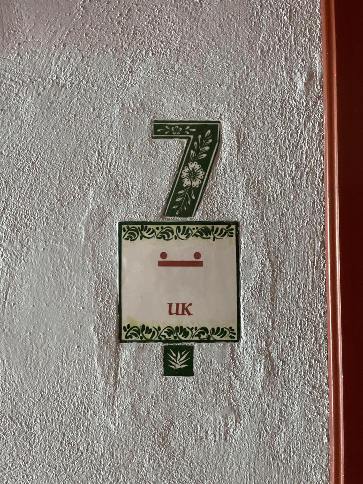 Hostal Poquito A Poquito فالادوليد المظهر الخارجي الصورة