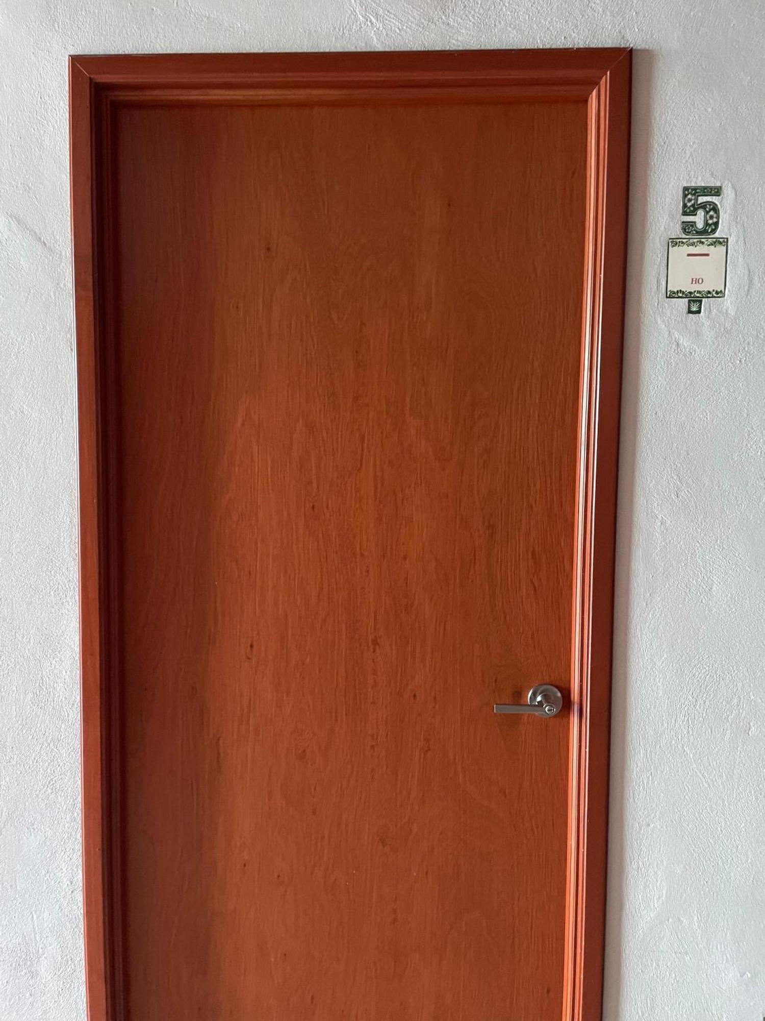 Hostal Poquito A Poquito فالادوليد المظهر الخارجي الصورة