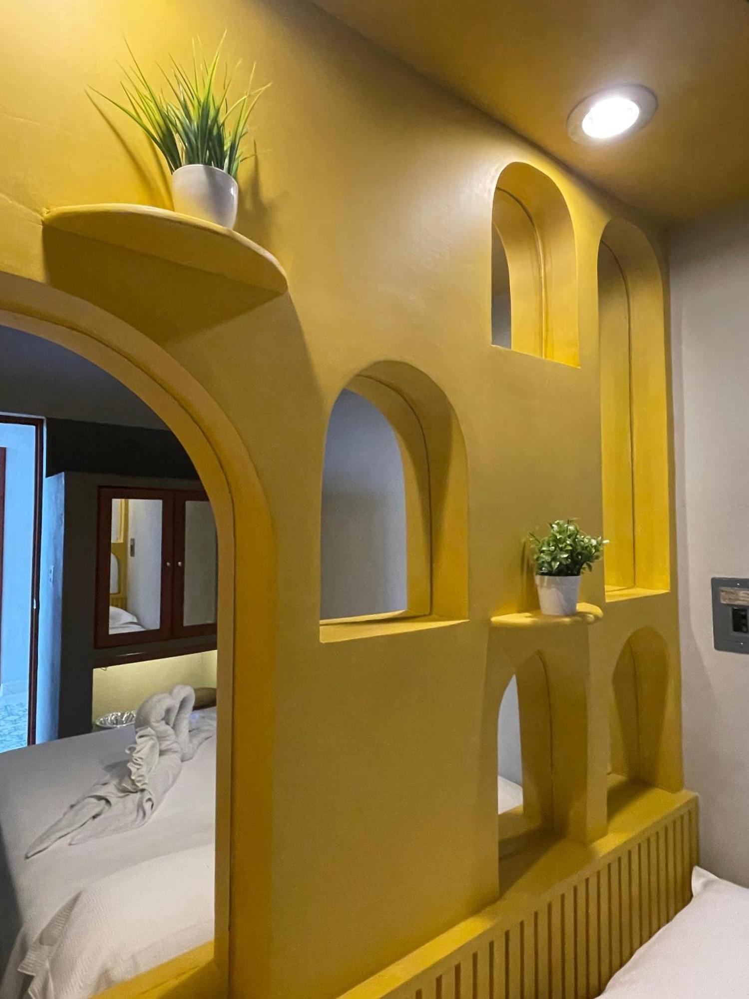 Hostal Poquito A Poquito فالادوليد المظهر الخارجي الصورة