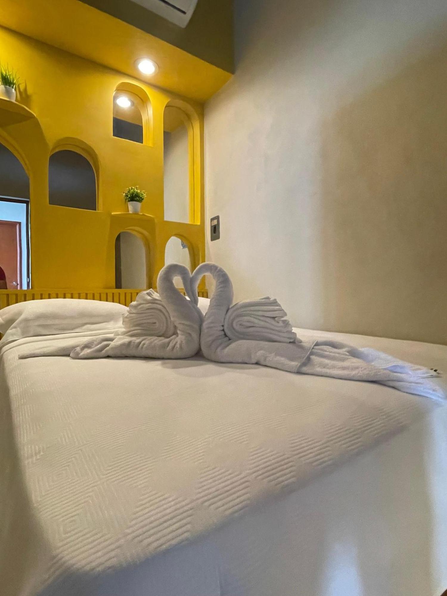 Hostal Poquito A Poquito فالادوليد المظهر الخارجي الصورة